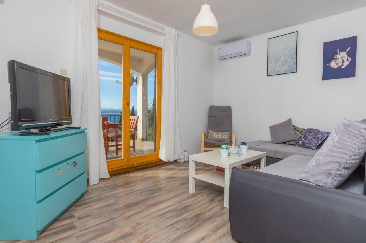Apartments Maris Crikvenica Eksteriør billede